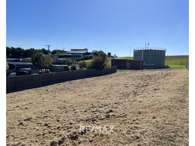 16 Tower Hill Court, Kalimna VIC 3909