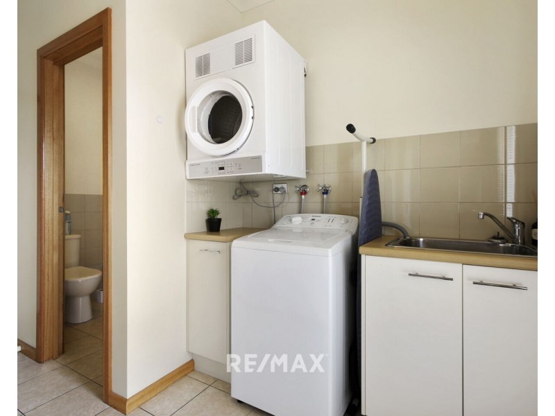 13/35 Church Street, Lakes Entrance VIC 3909