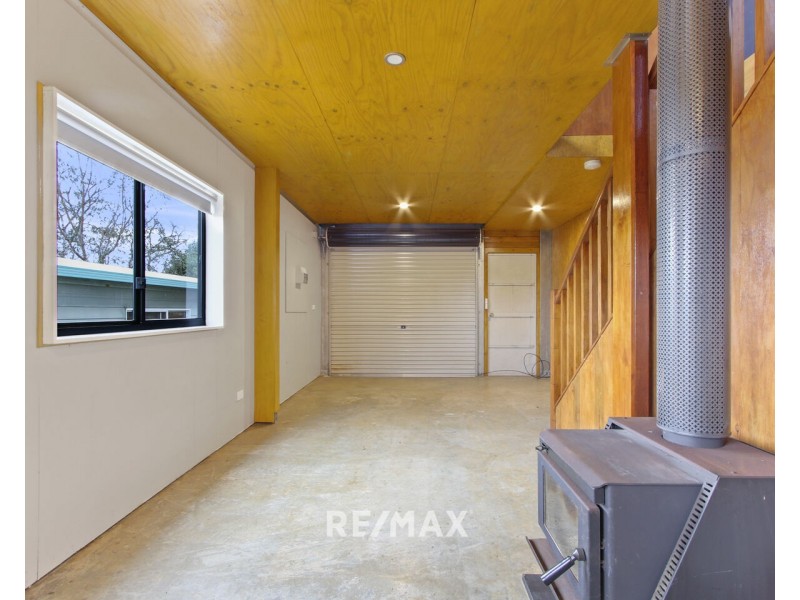 4 Gay Street, Lakes Entrance VIC 3909