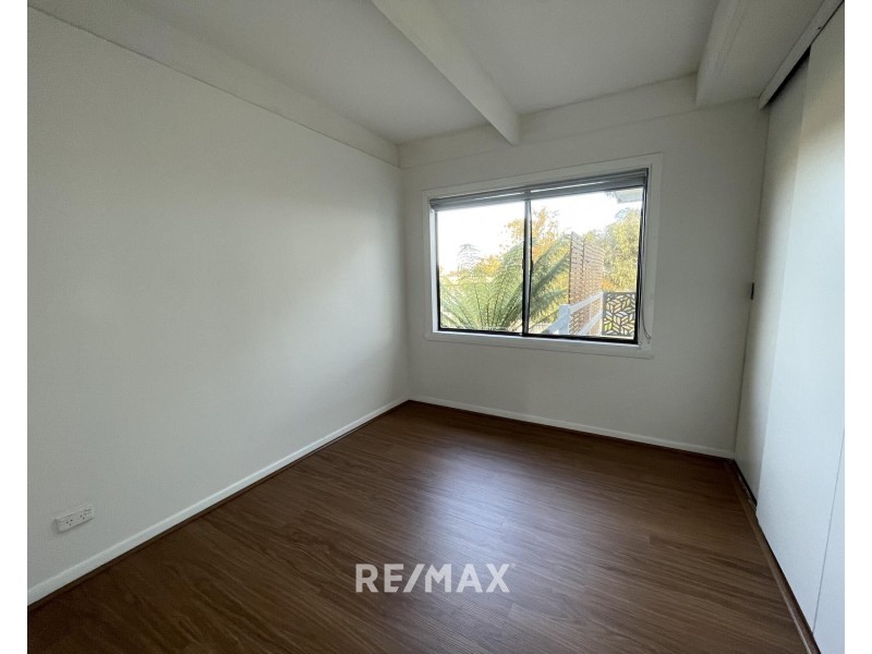 63 Capes Road, Lakes Entrance VIC 3909