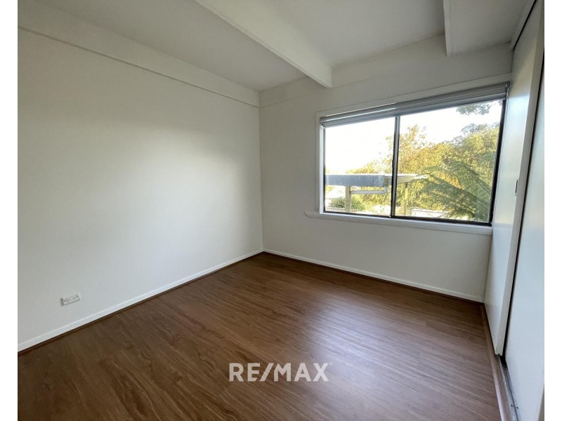 63 Capes Road, Lakes Entrance VIC 3909