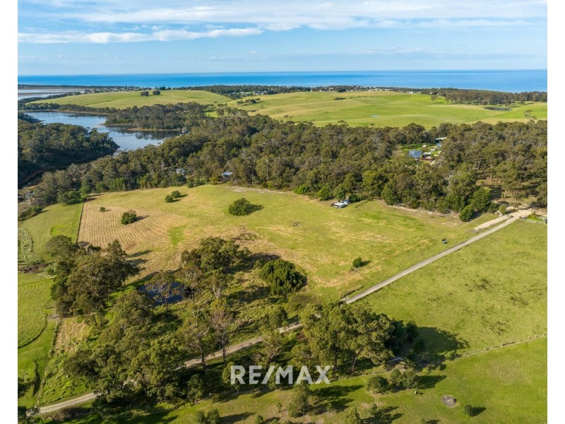 11 Hendersons Lane, Toorloo Arm VIC 3909