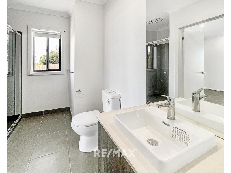 1/58 Capes Road, Lakes Entrance VIC 3909