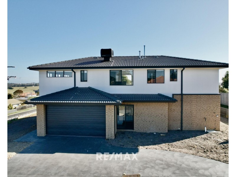 1/58 Capes Road, Lakes Entrance VIC 3909