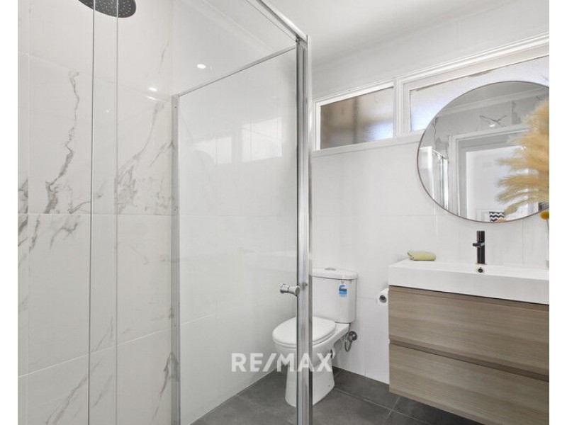 2/63 Myer Street, Lakes Entrance VIC 3909