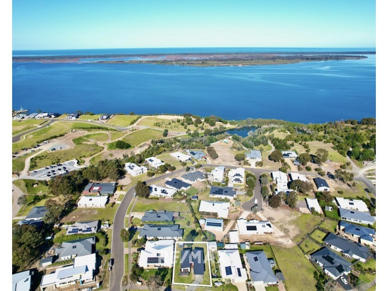 125 Kings Cove Boulevard, Metung VIC 3904