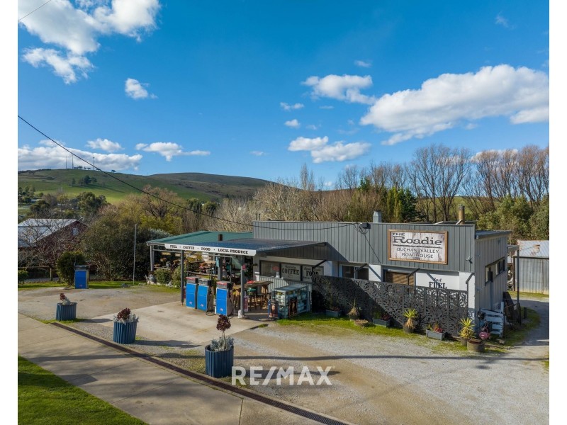 52 Main Road, Buchan VIC 3885