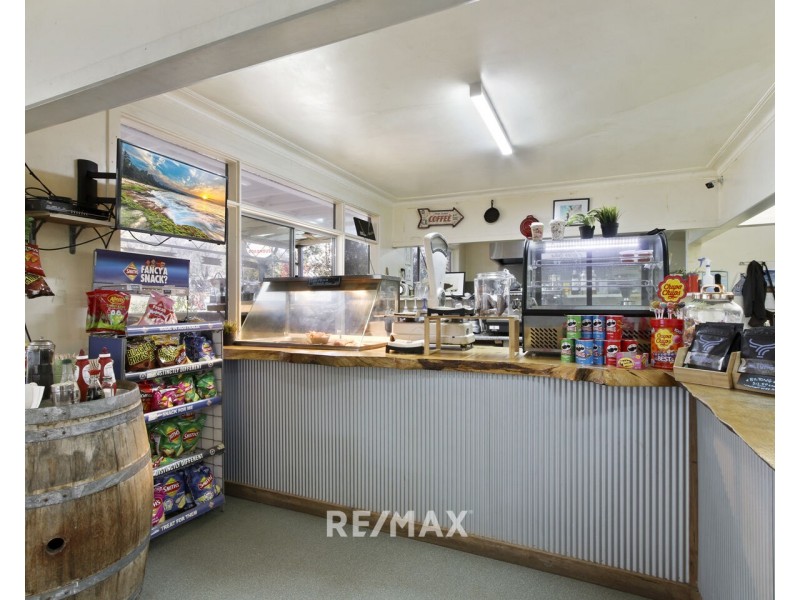 52 Main Road, Buchan VIC 3885