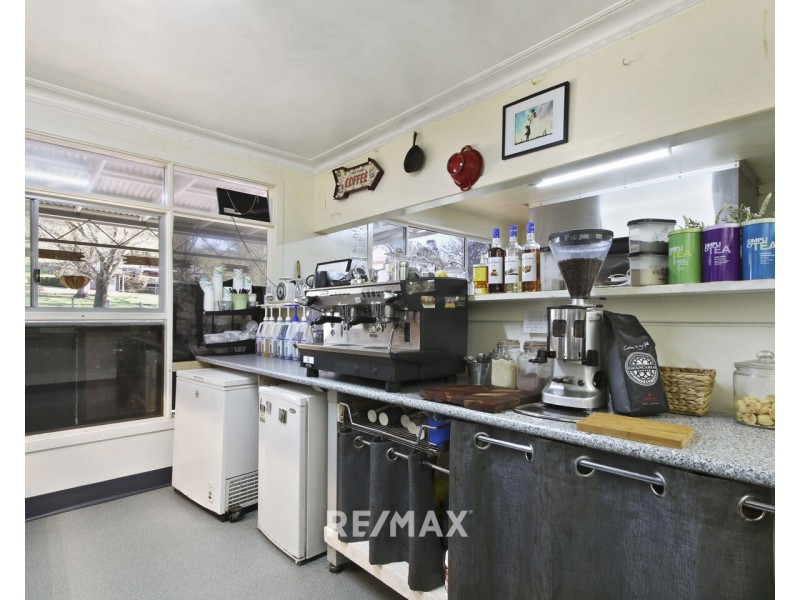 52 Main Road, Buchan VIC 3885