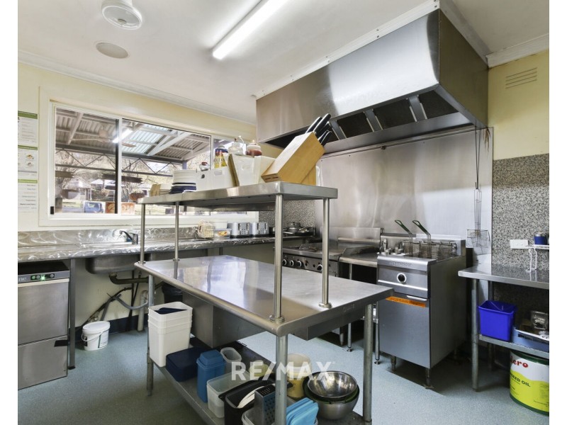 52 Main Road, Buchan VIC 3885