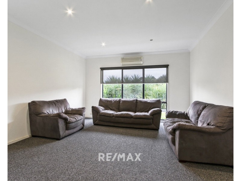 1 Mairburn Road, Metung VIC 3904