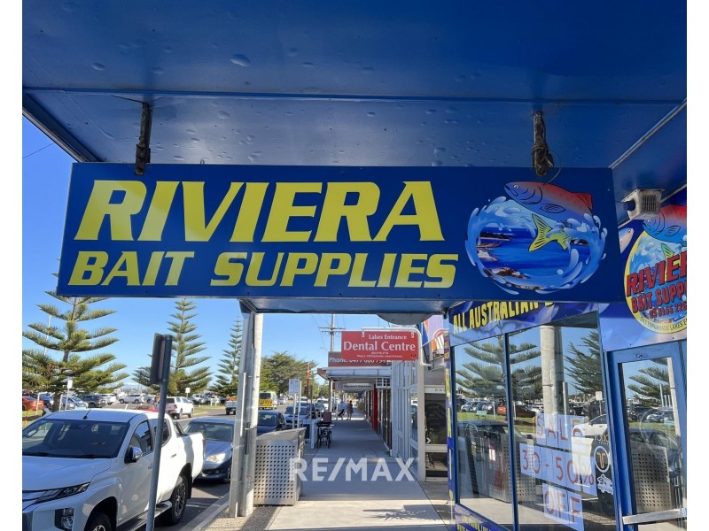 243 Esplanade, Lakes Entrance VIC 3909