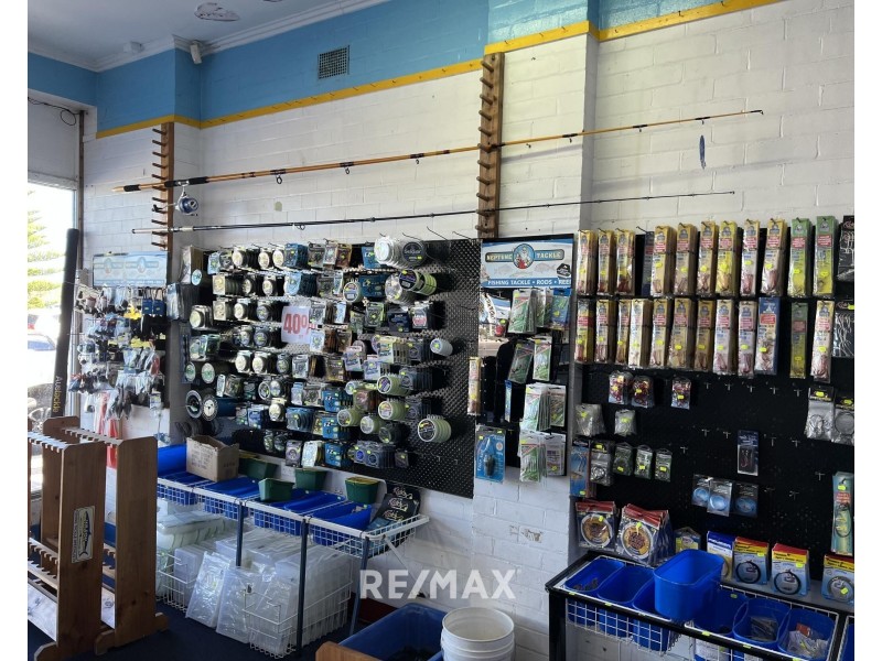 243 Esplanade, Lakes Entrance VIC 3909