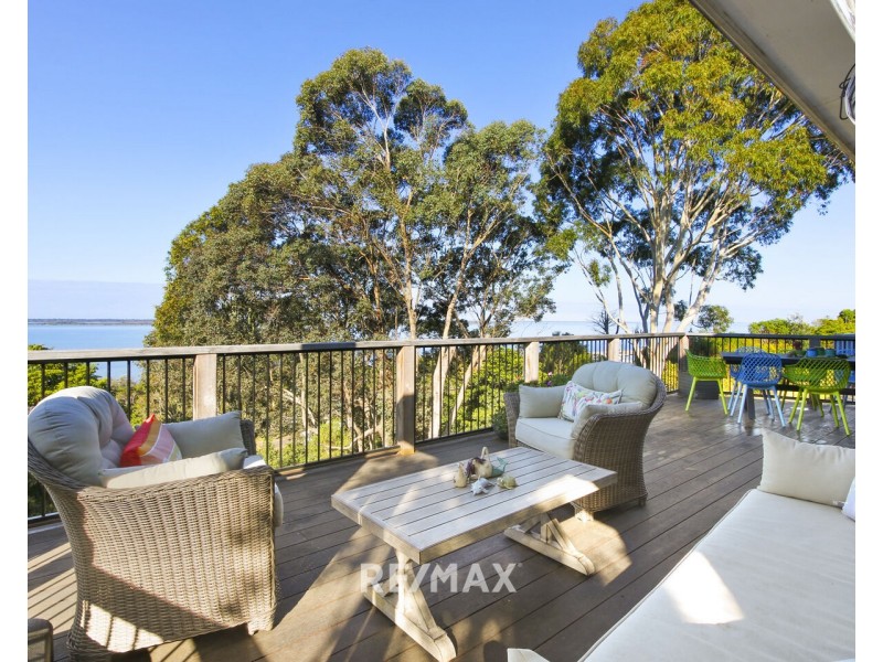 1/4 Lake Grove, Metung VIC 3904