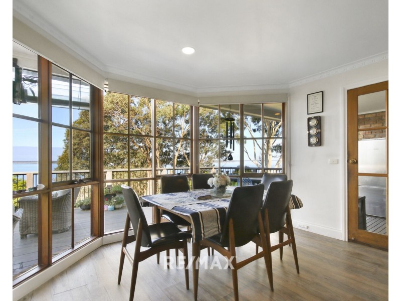 1/4 Lake Grove, Metung VIC 3904