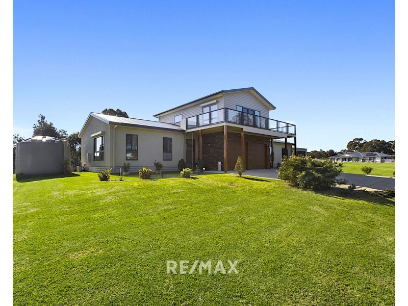 2 Matthew Avenue, Metung VIC 3904