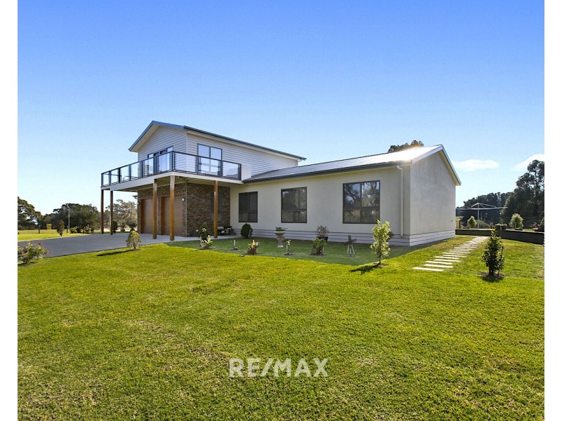 2 Matthew Avenue, Metung VIC 3904