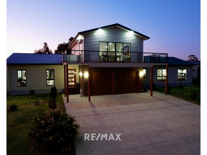 2 Matthew Avenue, Metung VIC 3904