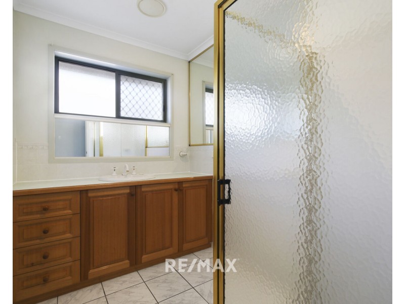 2/8 Jemmeson Street, Lakes Entrance VIC 3909