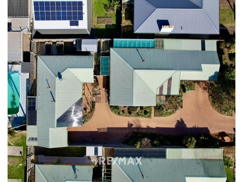 2/8 Jemmeson Street, Lakes Entrance VIC 3909