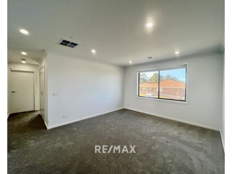 1/58 Capes Road, Lakes Entrance VIC 3909