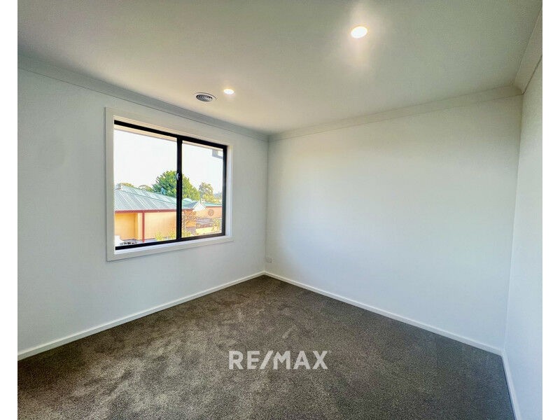 1/58 Capes Road, Lakes Entrance VIC 3909