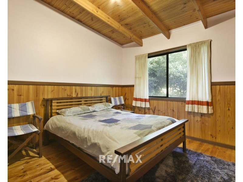 11 David Road, Metung VIC 3904