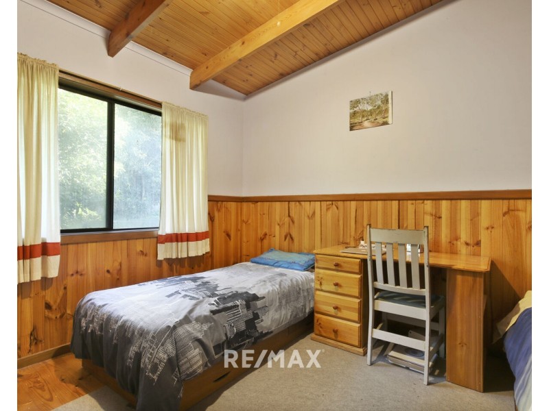 11 David Road, Metung VIC 3904