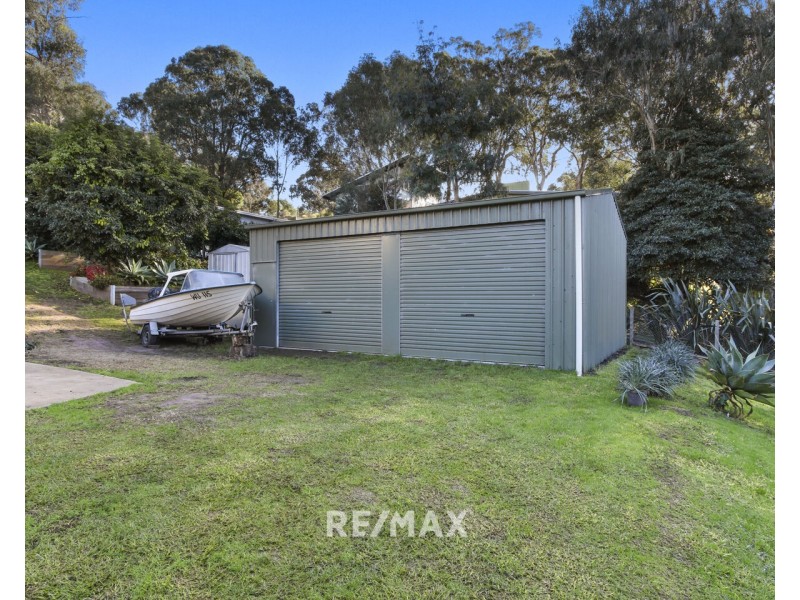 11 David Road, Metung VIC 3904