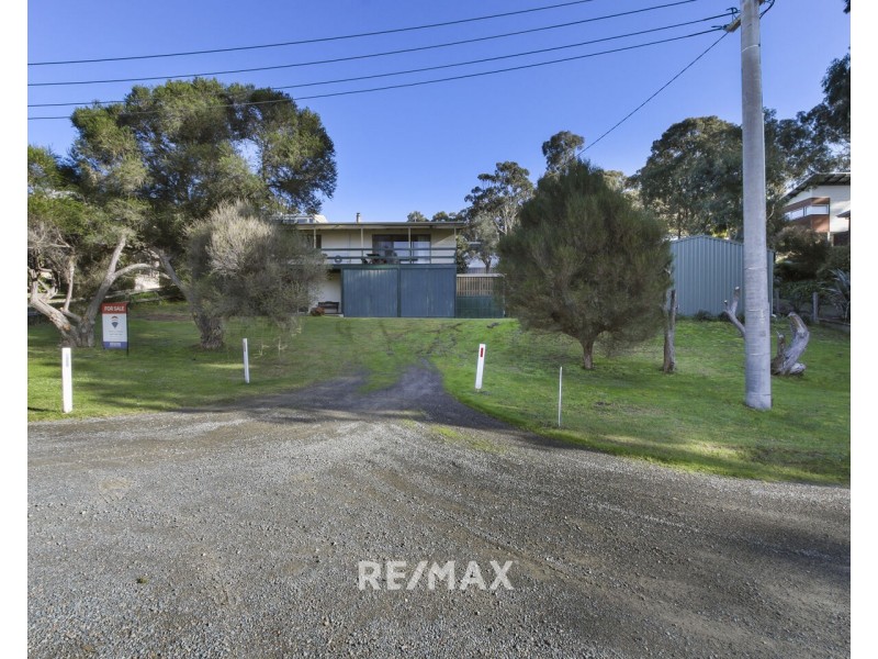 11 David Road, Metung VIC 3904