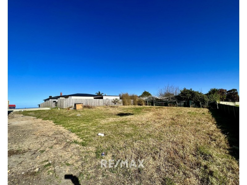 3/58 Capes Road, Lakes Entrance VIC 3909