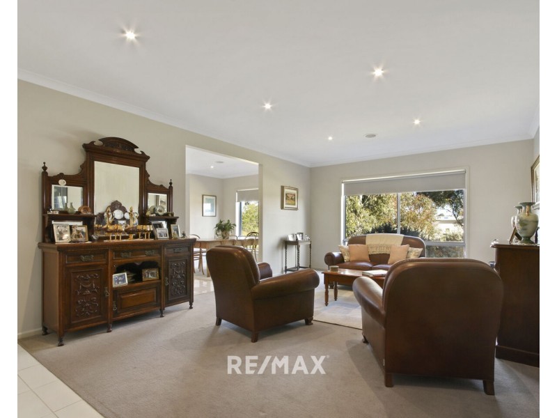 123 Kings Cove Boulevard, Metung VIC 3904