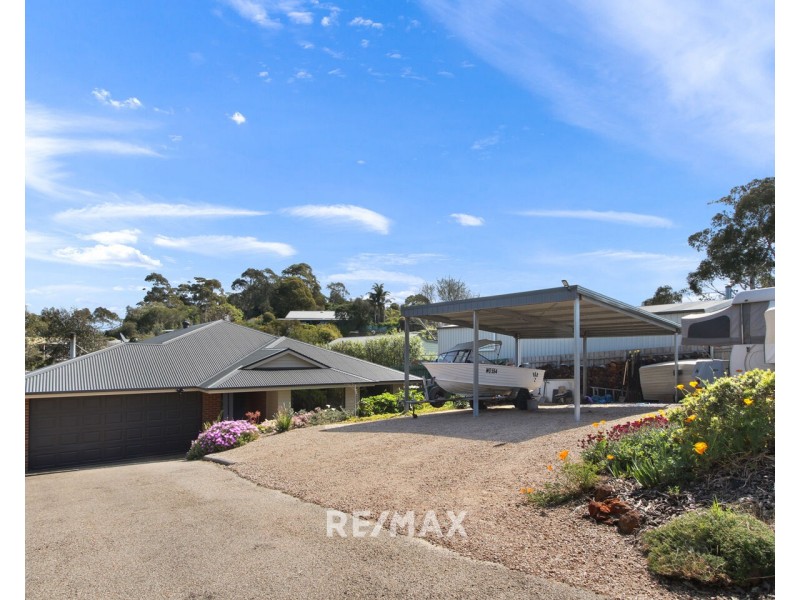90 Lake Bunga Beach Road, Lake Bunga VIC 3909