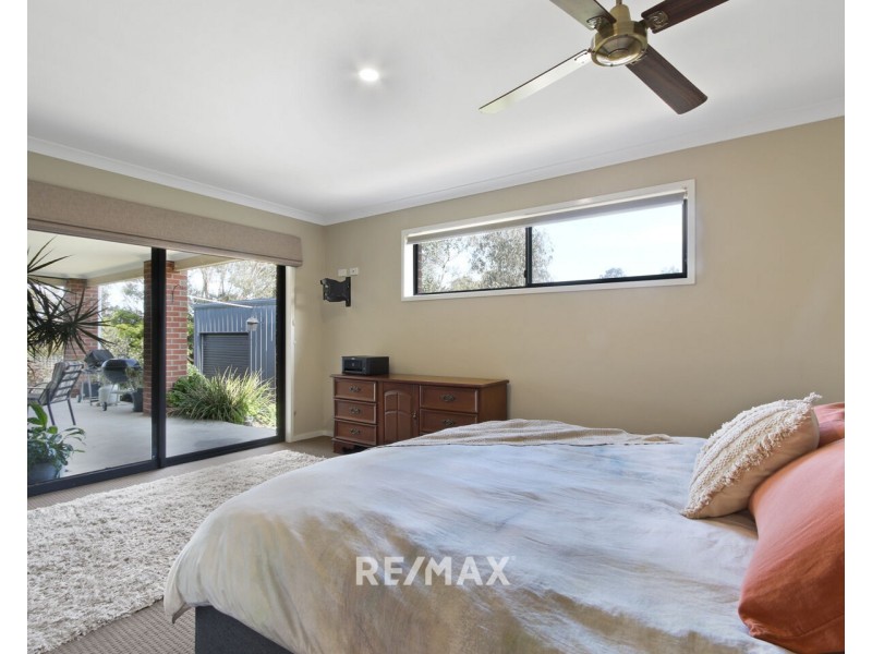 90 Lake Bunga Beach Road, Lake Bunga VIC 3909