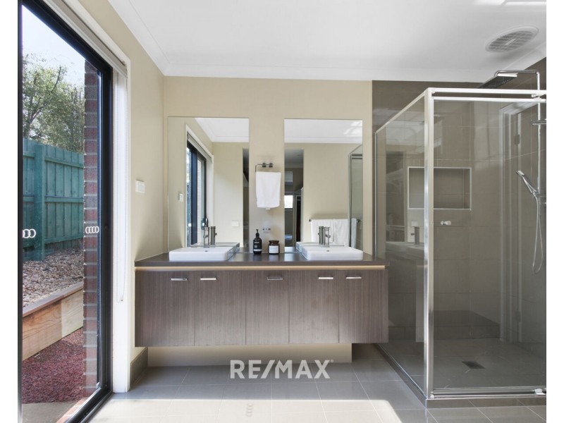 90 Lake Bunga Beach Road, Lake Bunga VIC 3909