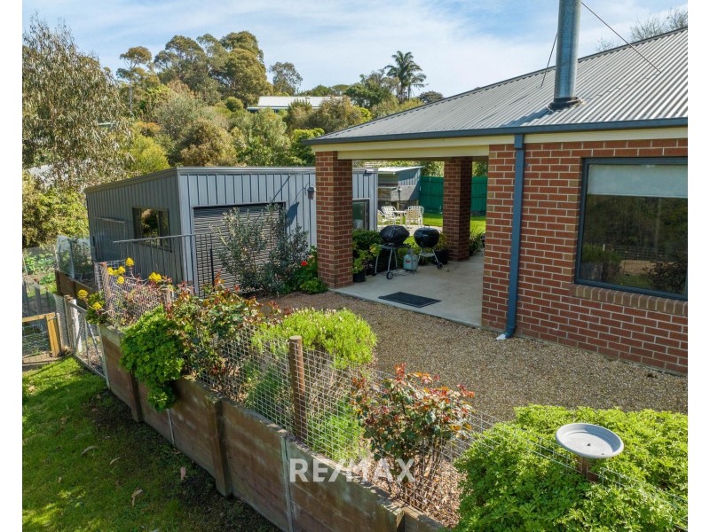 90 Lake Bunga Beach Road, Lake Bunga VIC 3909