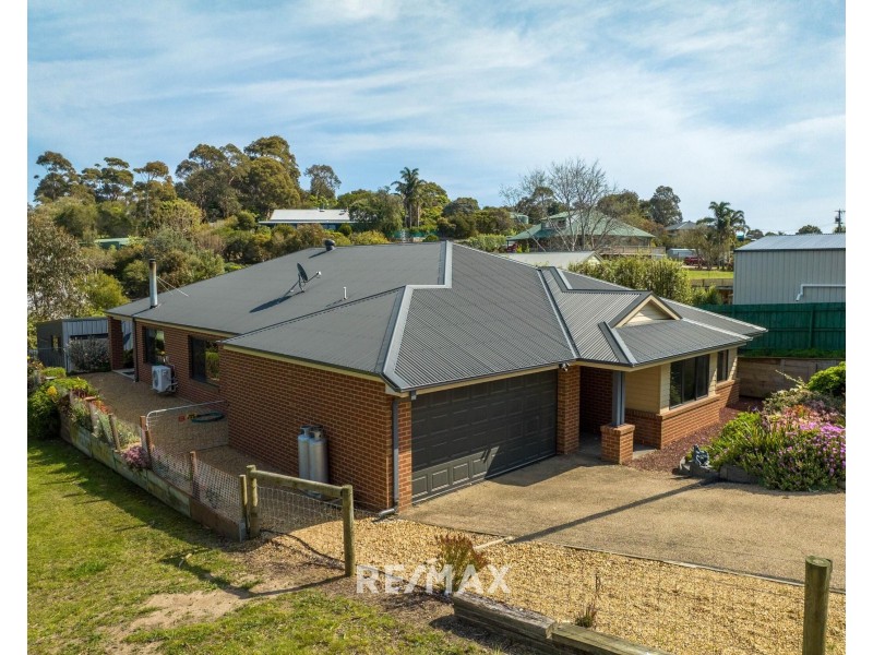 90 Lake Bunga Beach Road, Lake Bunga VIC 3909