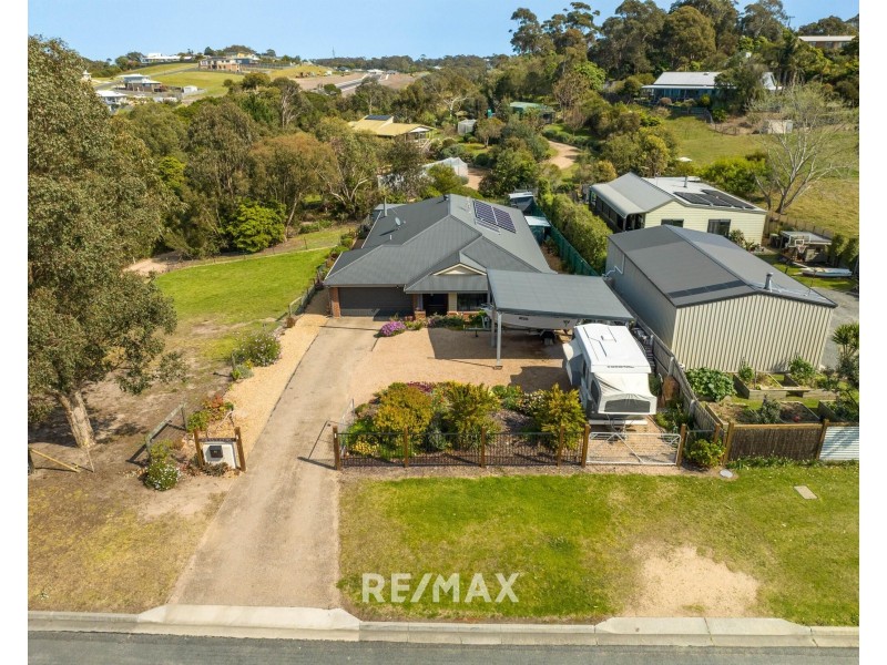 90 Lake Bunga Beach Road, Lake Bunga VIC 3909