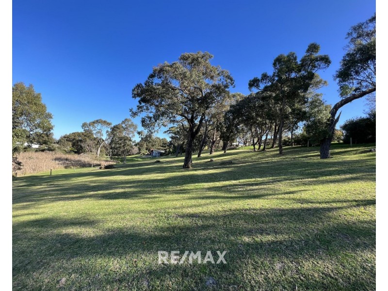 14 The Fields, Metung VIC 3904