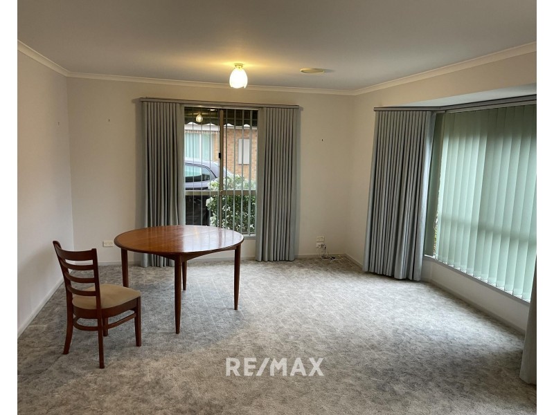 2/37 Carpenter, Lakes Entrance VIC 3909