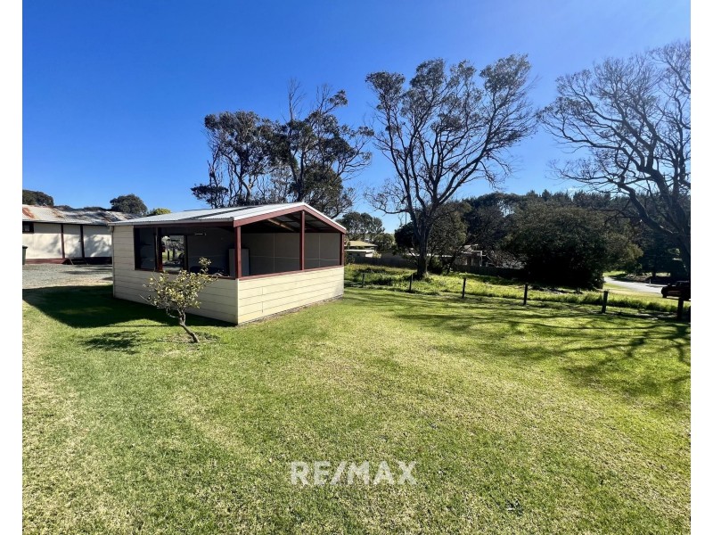 13 Bulmer Street, Lake Tyers Beach VIC 3909