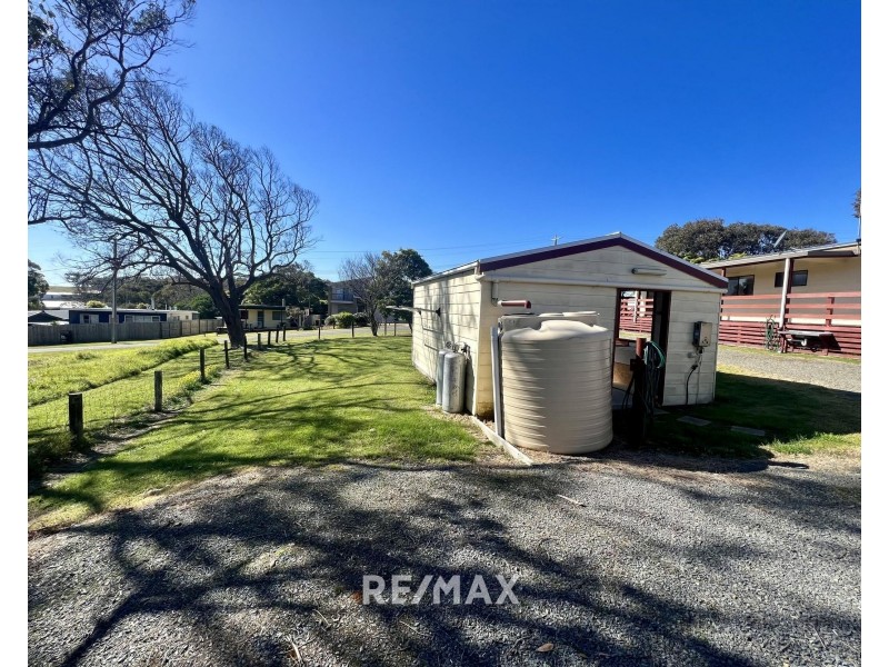 13 Bulmer Street, Lake Tyers Beach VIC 3909