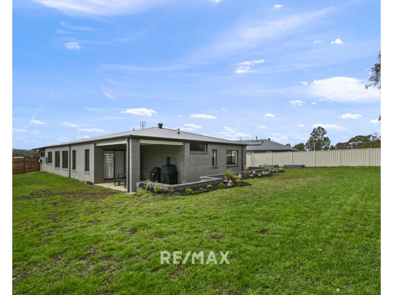 13 Southon Terrace, Nicholson VIC 3882