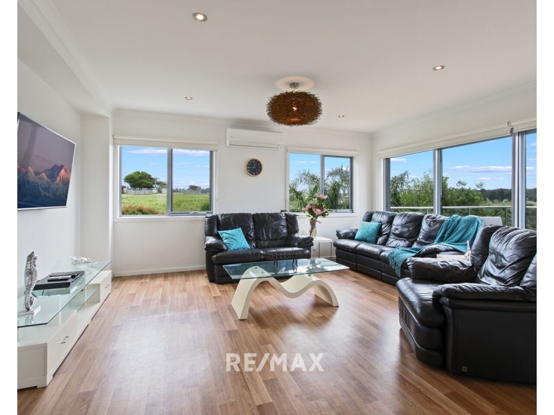 2 Kinkuna Court, Lakes Entrance VIC 3909