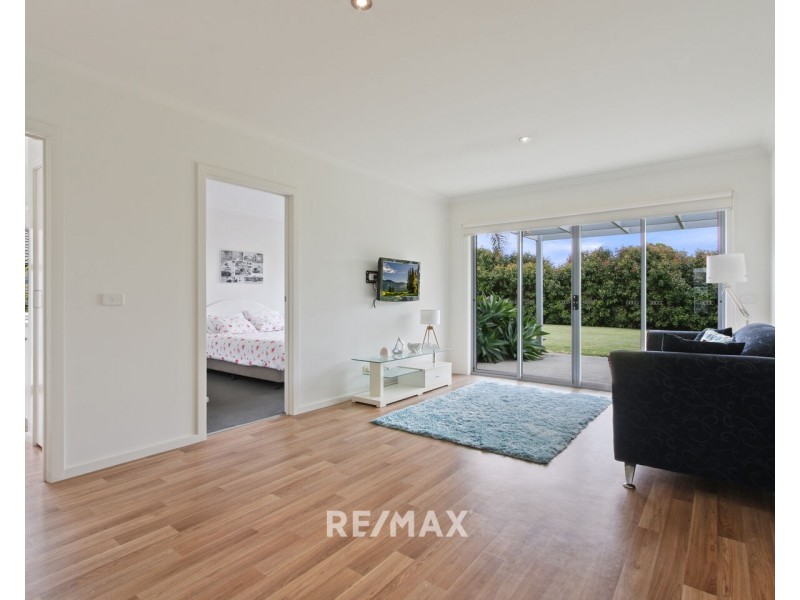 2 Kinkuna Court, Lakes Entrance VIC 3909