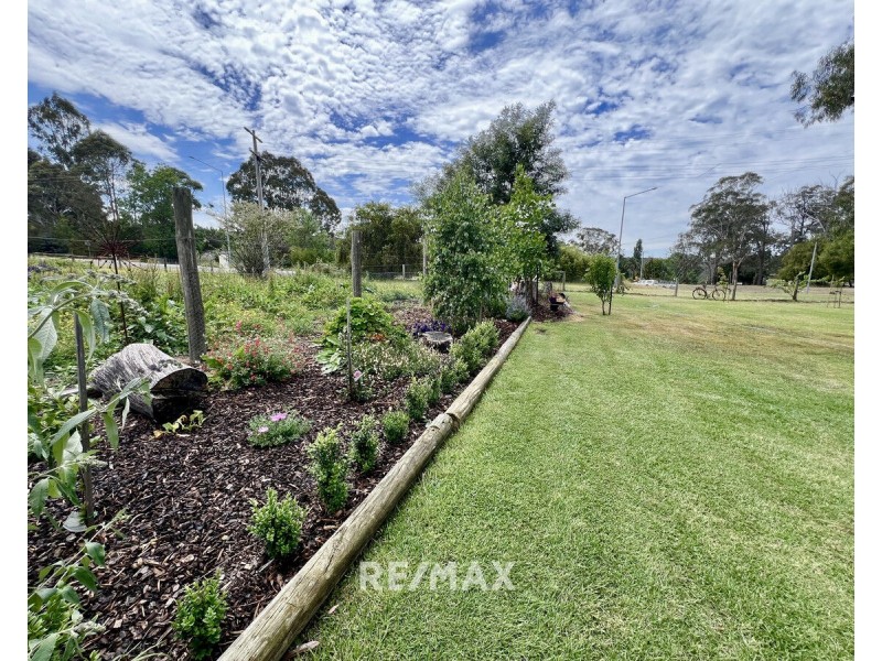 23 Wandin Way, Nowa Nowa VIC 3887