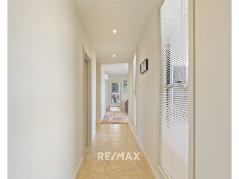 11 Georges Terrace, Swan Reach VIC 3903