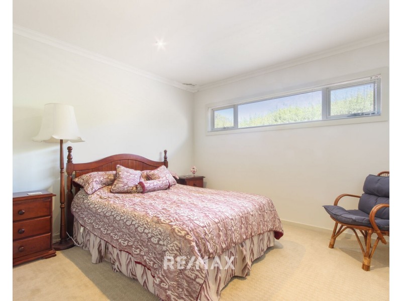 11 Georges Terrace, Swan Reach VIC 3903