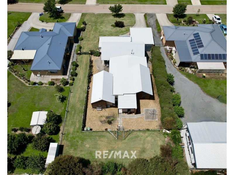 11 Georges Terrace, Swan Reach VIC 3903
