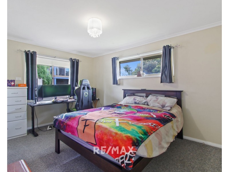 6 Highland Court, Lakes Entrance VIC 3909
